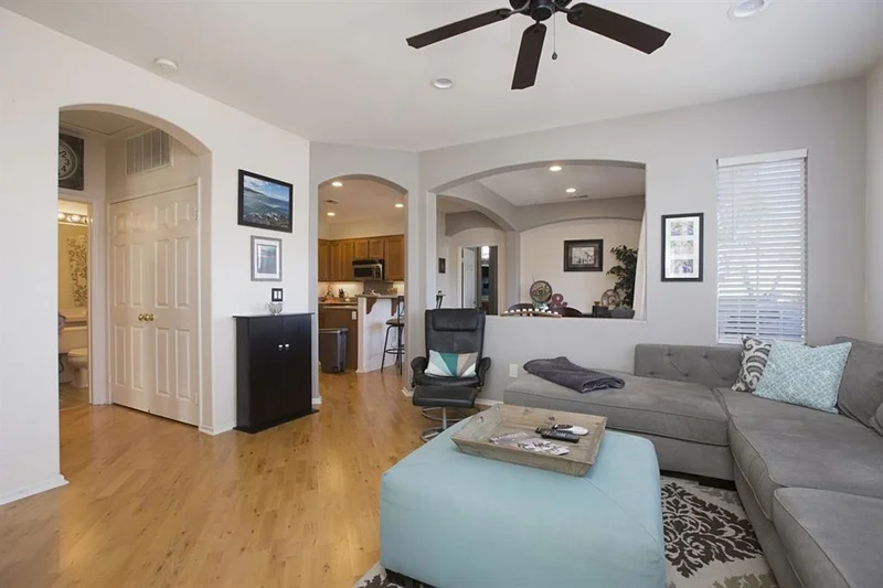 633 Sumner Way #1, Oceanside, CA 92058