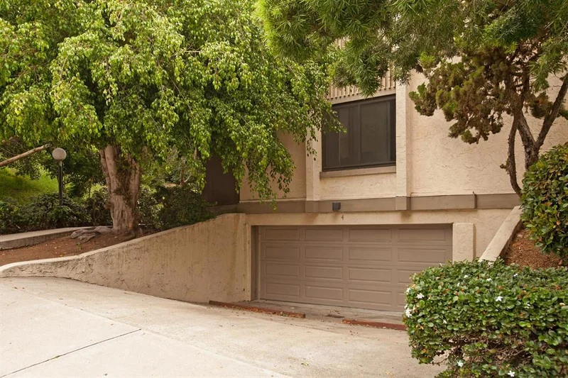 2260 Worden St #4, San Diego, CA 92107