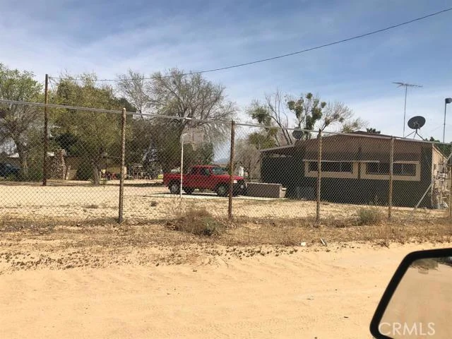 11675 Locust, Apple Valley, CA 92308