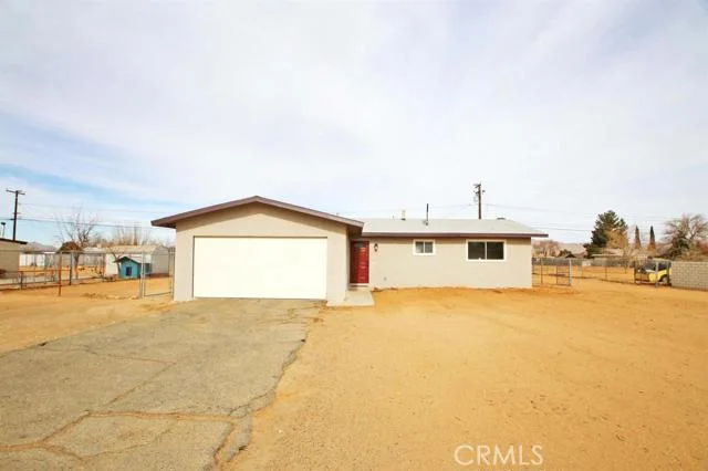 22766 Eyota, Apple Valley, CA 92308