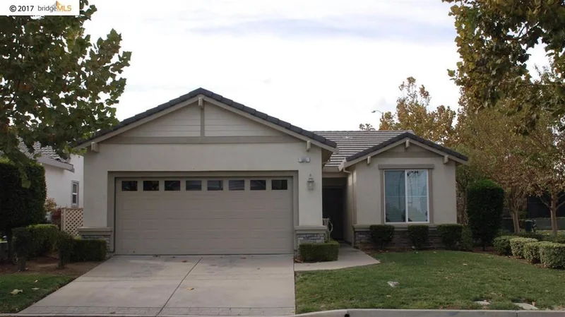 911 Centennial Dr, Brentwood, CA 94513