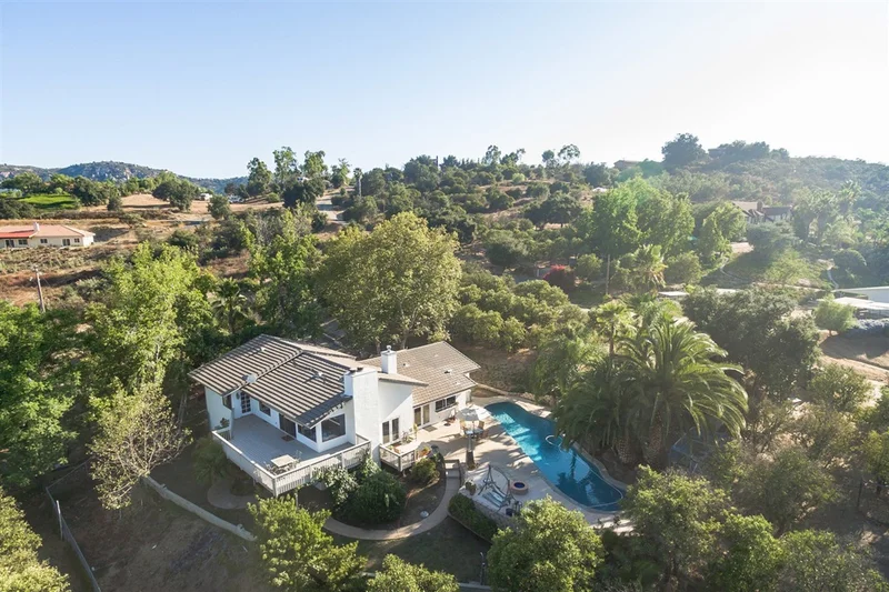 27627 Cool Water Ranch Ln, Valley Center, CA 92082