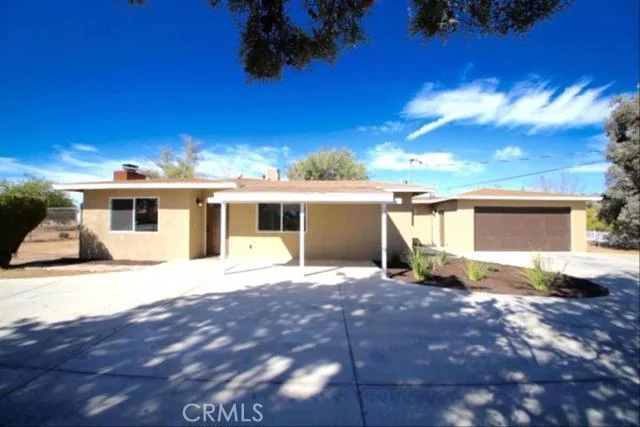 8484 9th, Hesperia, CA 92345