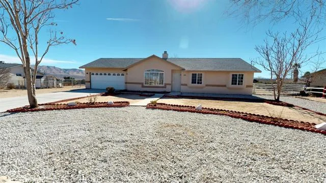 18775 Yucca, Hesperia, CA 92345