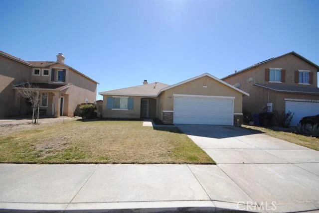 11825 Pepperwood, Victorville, CA 92392
