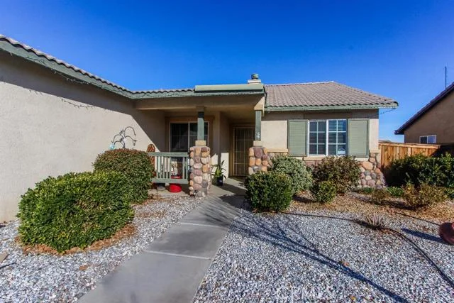 11814 Star, Adelanto, CA 92301