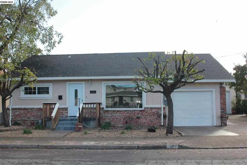 19 Madill St, Antioch, CA 94509-3713