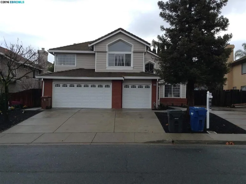 5124 Canada Hills Dr, Antioch, CA 94531