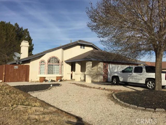 18630 Del Resto, Victorville, CA 92395