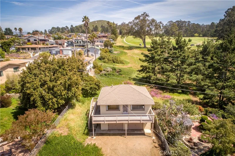 298 Kern Avenue, Morro Bay, CA 93442
