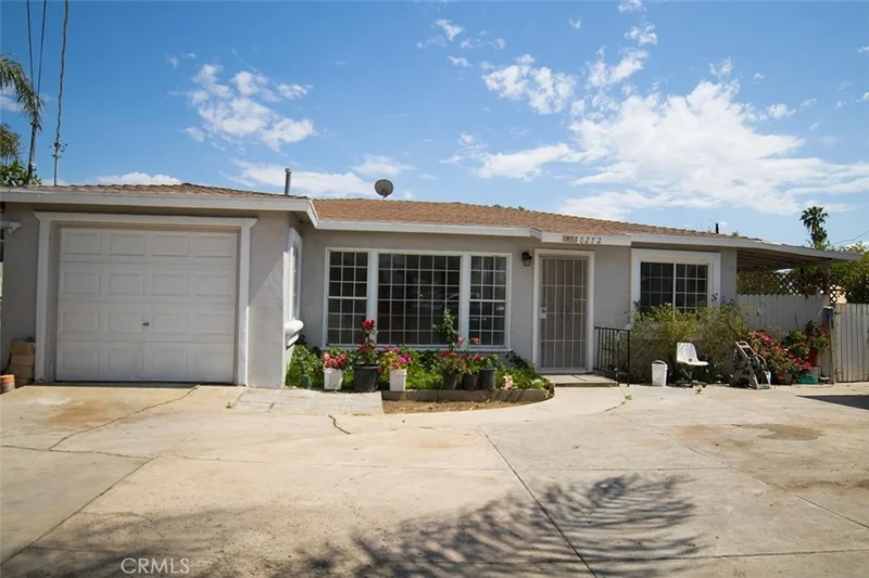 10272 Hedrick Ave, Riverside, CA 92503