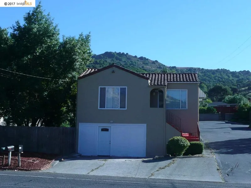 5460 San Pablo Dam Rd, El Sobrante, CA 94803
