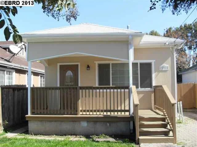22970 Sutro St, Hayward, CA 94541-6515