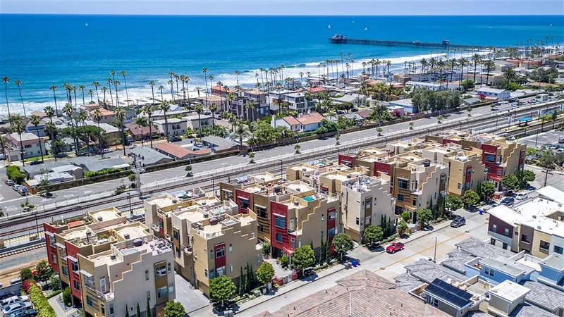 465 Cleveland Street 102, Oceanside, CA 92054