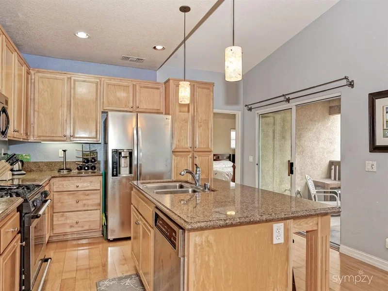 11402 Circle, San Diego, CA 92131