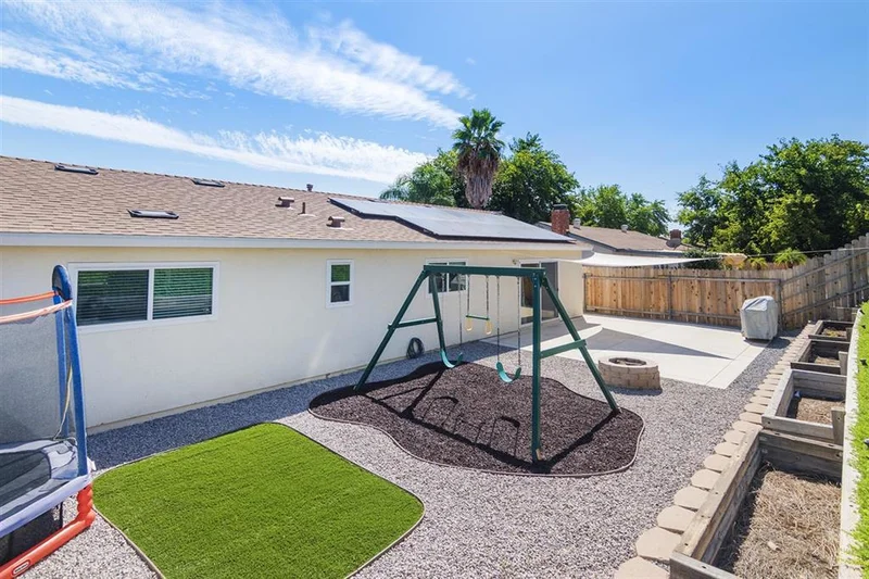 10032 Pebble Beach, Santee, CA 92071