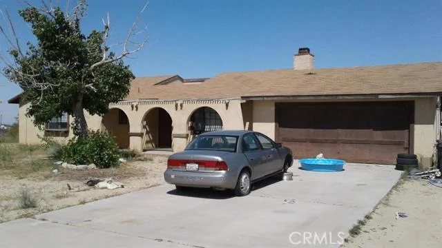 11585 Riggins, Phelan, CA 92371