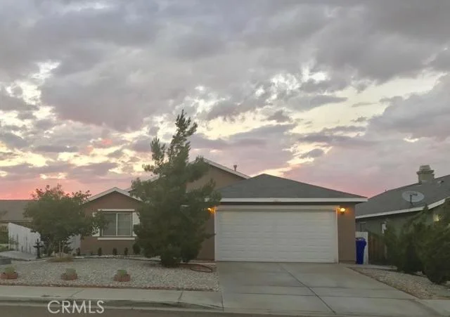 11832 Fern Pine, Victorville, CA 92392