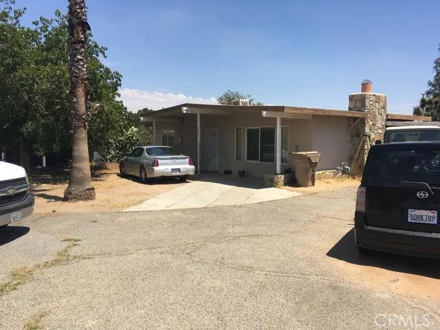 8901 Orange, Hesperia, CA 92345