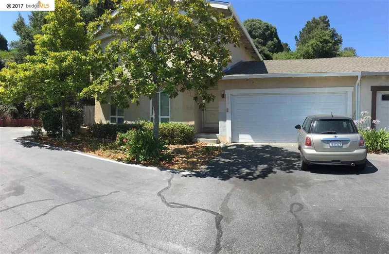 1026 View Dr, El Sobrante, CA 94803