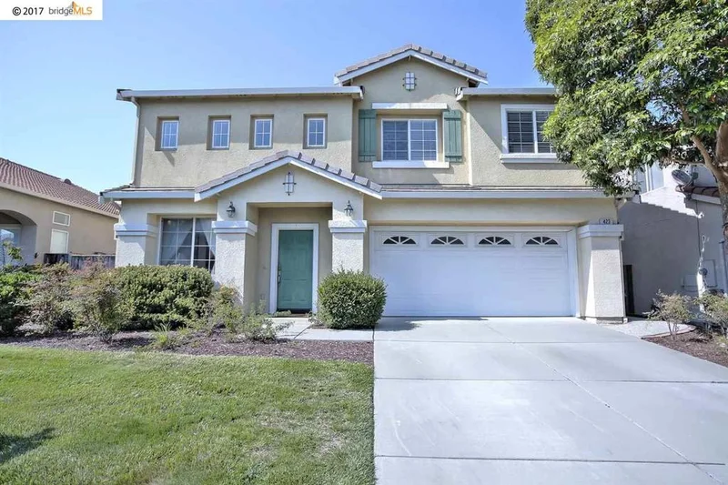 423 Fieldstone Dr, Richmond, CA 94806