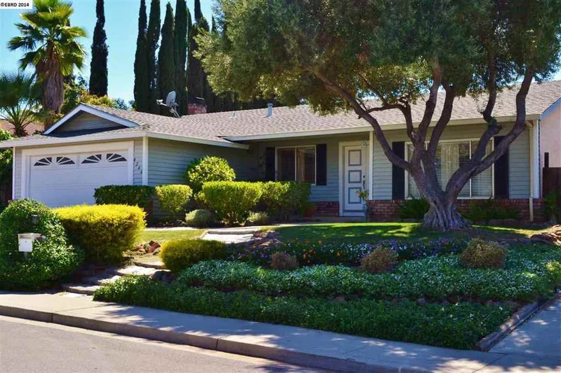 4246 Suzanne Dr, Pittsburg, CA 94565-6251