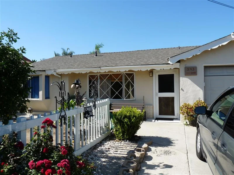 543 Ricebird Dr, Vista, CA 92083