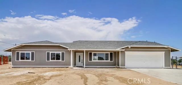 11876 8th, Hesperia, CA 92345