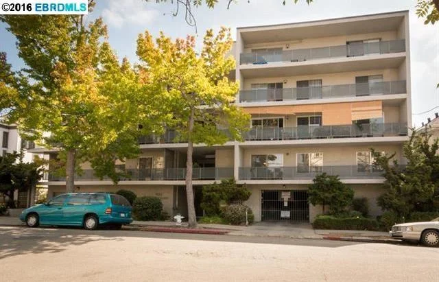 424 Staten Ave ##205, Oakland, CA 94610