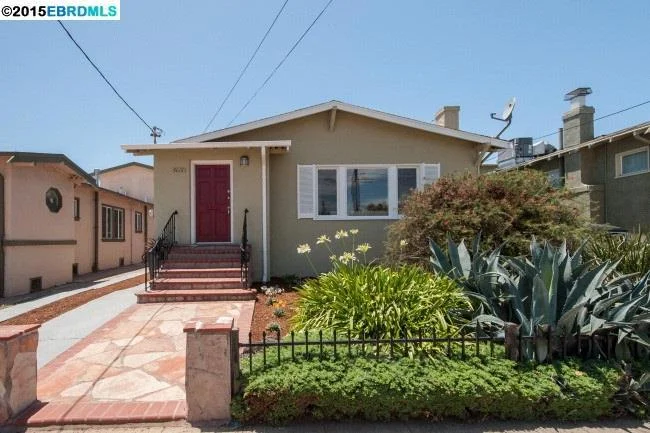 5615 Fleming Ave, Oakland, CA 94605