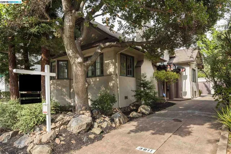 3011 College Ave, Berkeley, CA 94705