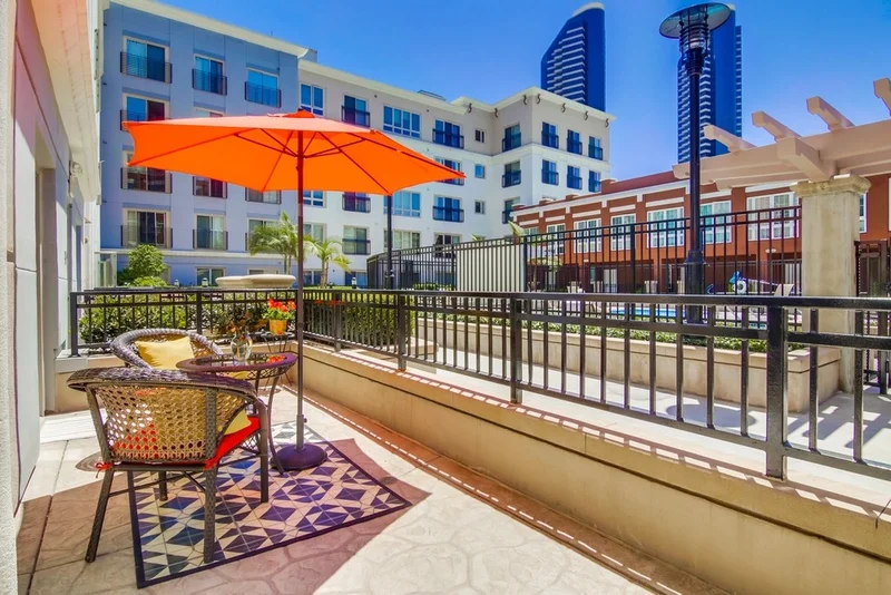 450 J St #3021, San Diego, CA 92101