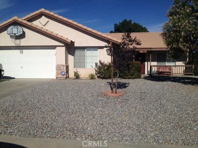 8568 Dove Creek Tr., Hesperia, CA 92344