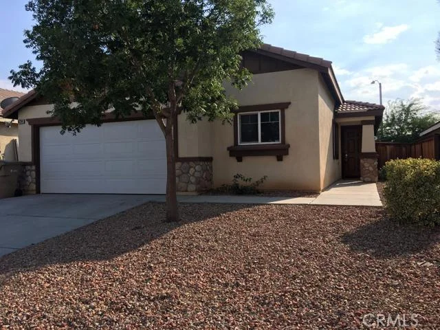 8734 Westwood, Hesperia, CA 92344
