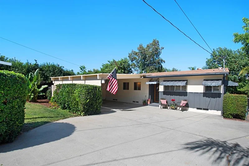 3011 Central Ave, Spring Valley, CA 91977