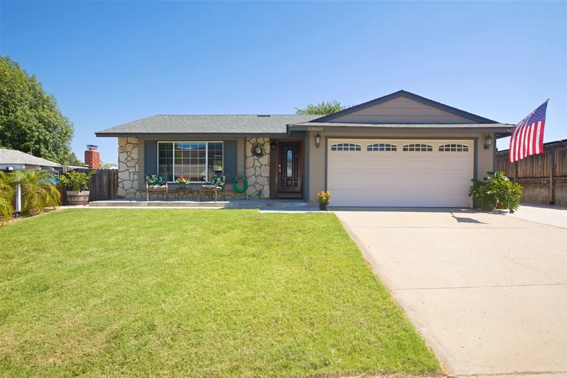 10009 Corkwood Ave, Santee, CA 92071