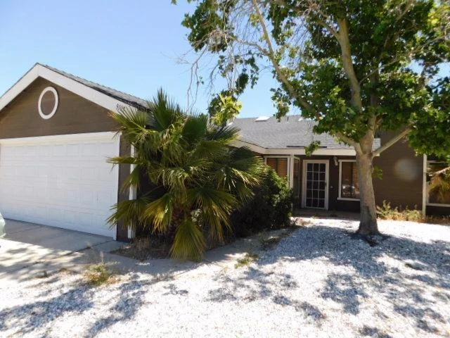 9109 Oakleaf, Hesperia, CA 92344