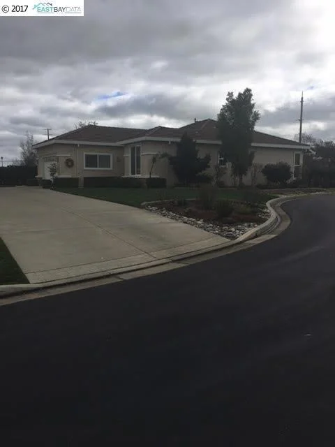 1011 Jay Jay Place, Brentwood, CA 94513