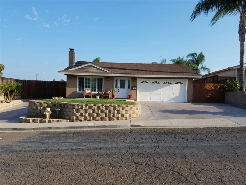 10213 Three Oaks Way, Santee, CA 92071