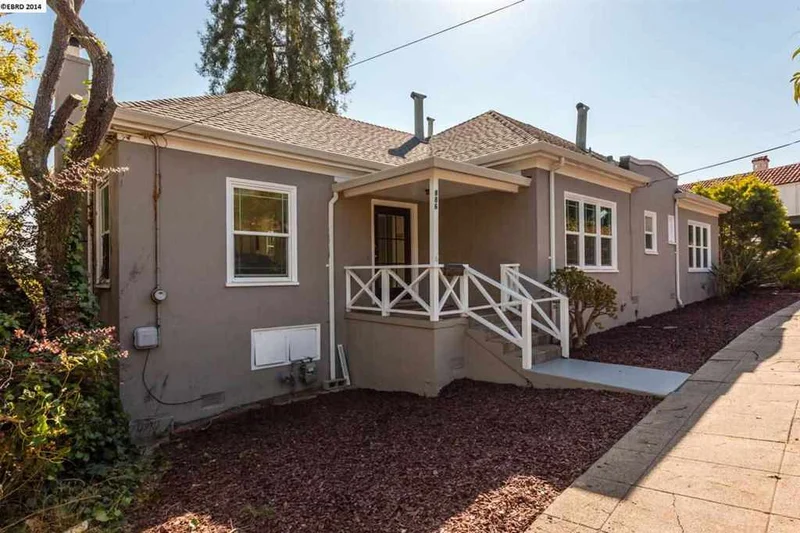 886 Euclid Ave, Berkeley, CA 94708-1306
