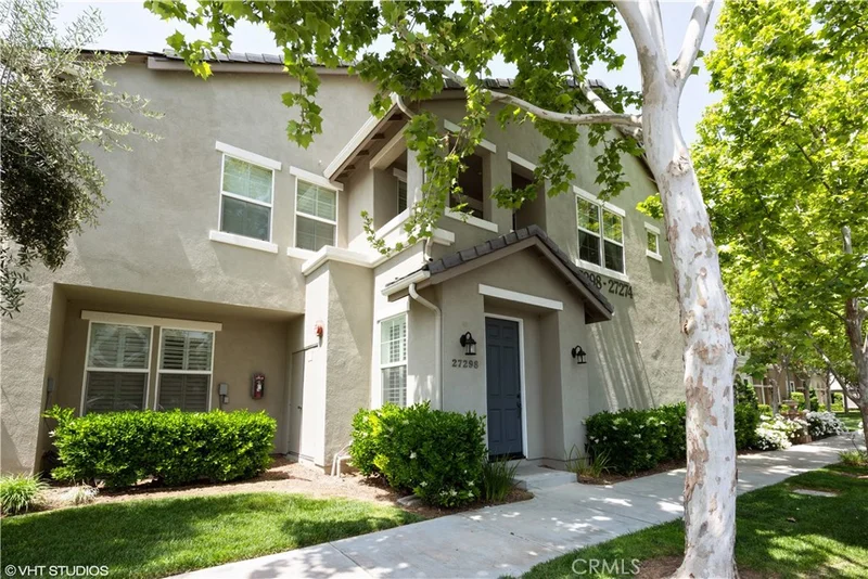 27298 Arbor, Valencia, CA 91354