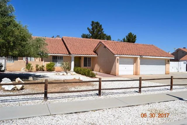 12370 Iroquois, Apple Valley, CA 92308