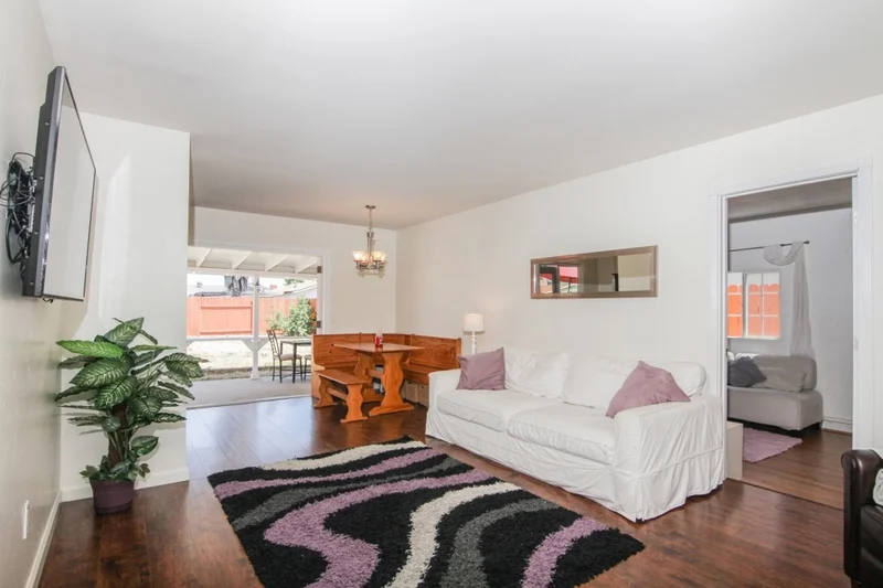 8460 Ivory Coast Dr, San Diego, CA 92126