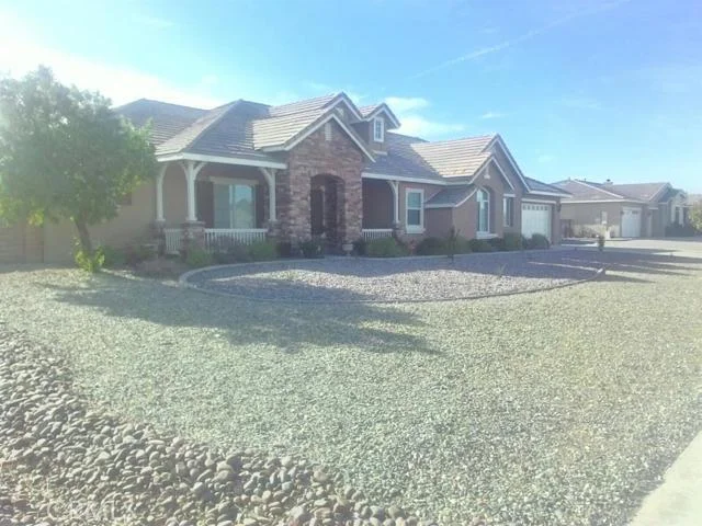 12389 Winesap Road, Apple Valley, CA 92308