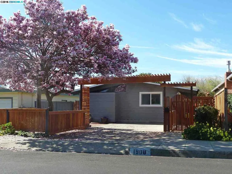 1908 Carquinez Ave, Richmond, CA 94805
