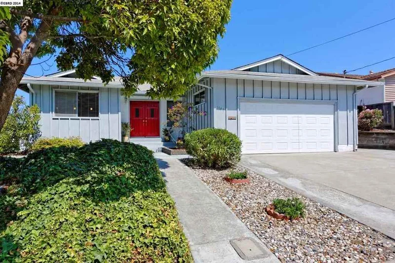 1180 Belfair Drive, Pinole, CA 94564