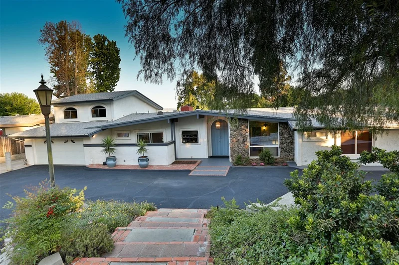 11347 Lorena, El Cajon, CA 92020