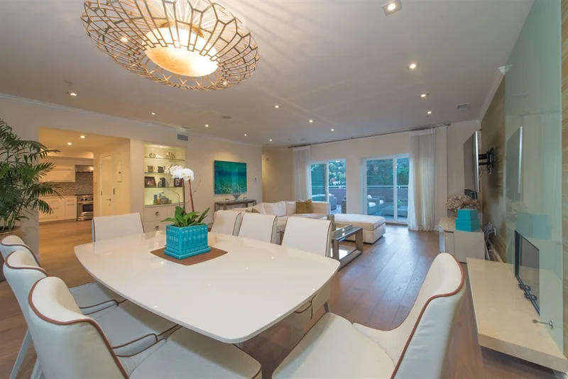 8755 Skyline Drive, Los Angeles, CA 90046