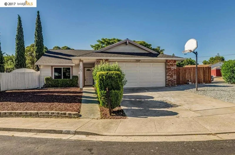 10 Bora Pl, Pittsburg, CA 94565