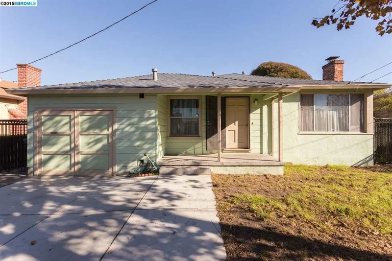 560 Colorados Dr, Oakland, CA 94603